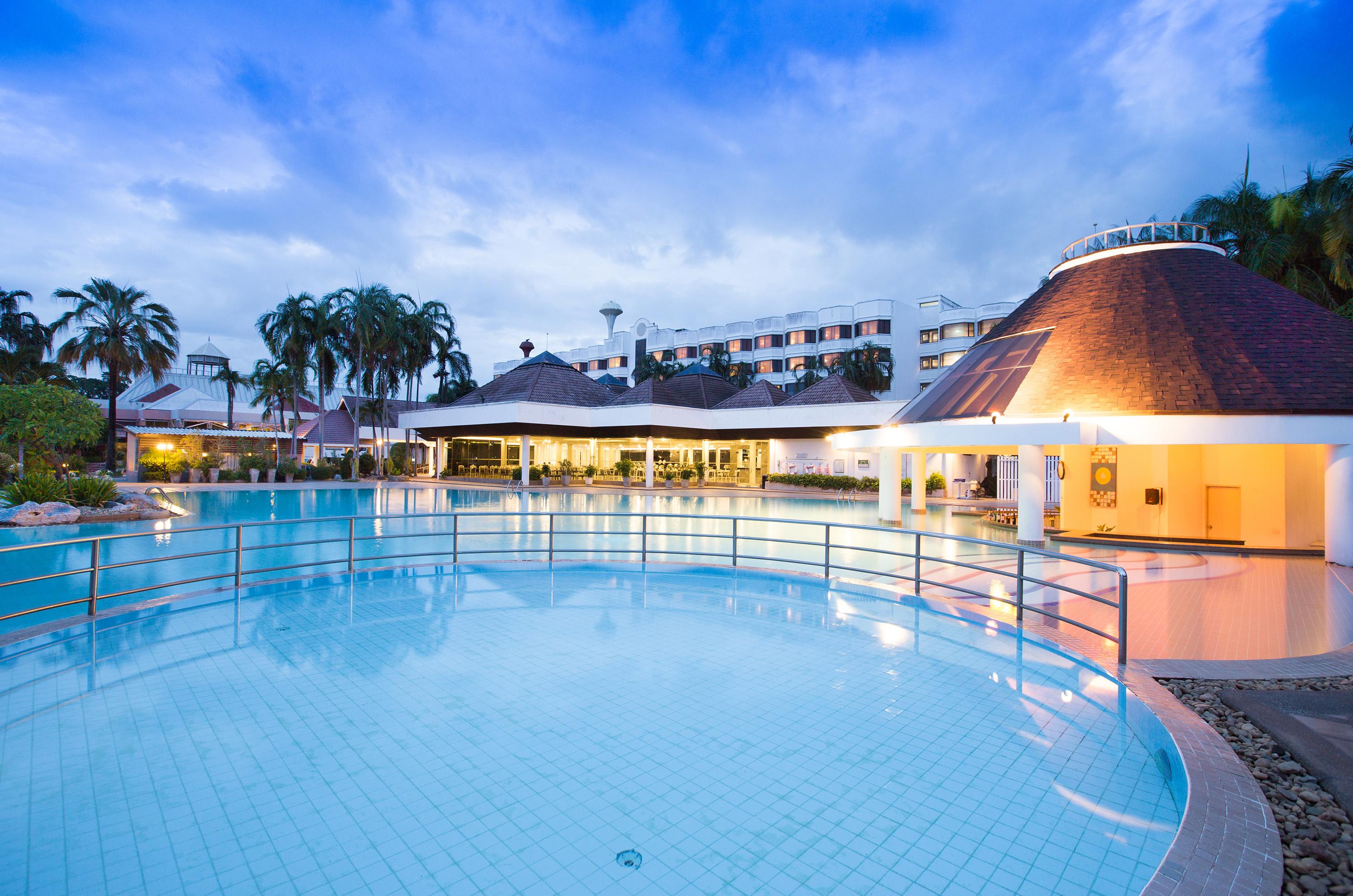 The Imperial Hotel & Convention Centre Phitsanulok Exterior photo